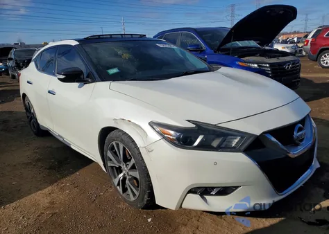 2017 Nissan Maxima 3.5S z USA, uszkodzony, nr VIN 1N4AA6AP9HC379306